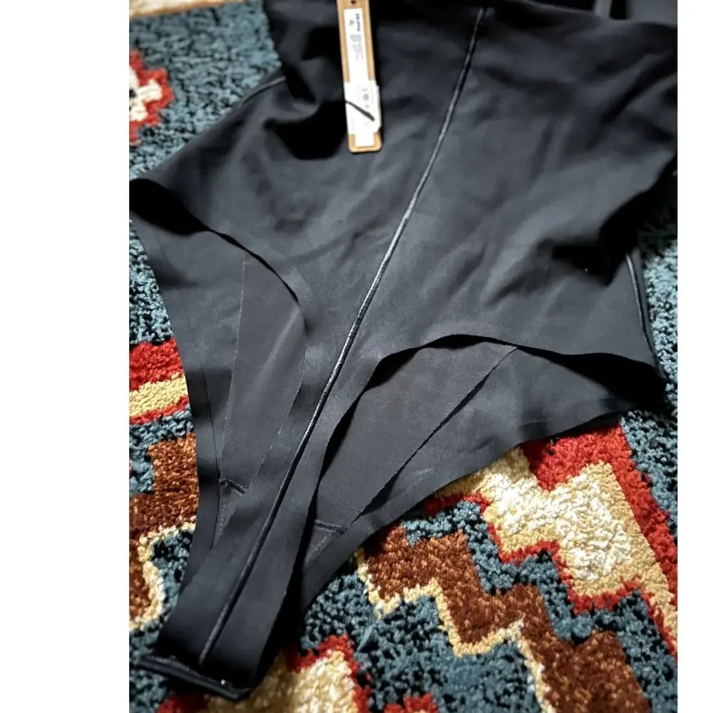 NWT Skims Ultimate Body Thong Bodysuit Onyx Black Size Small Womens